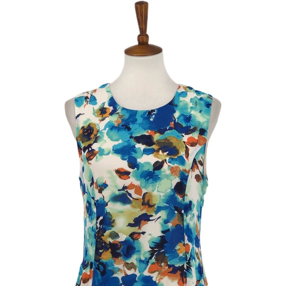 Esley Sleeveless Floral Watercolor Print Dress - Picture 2 of 5